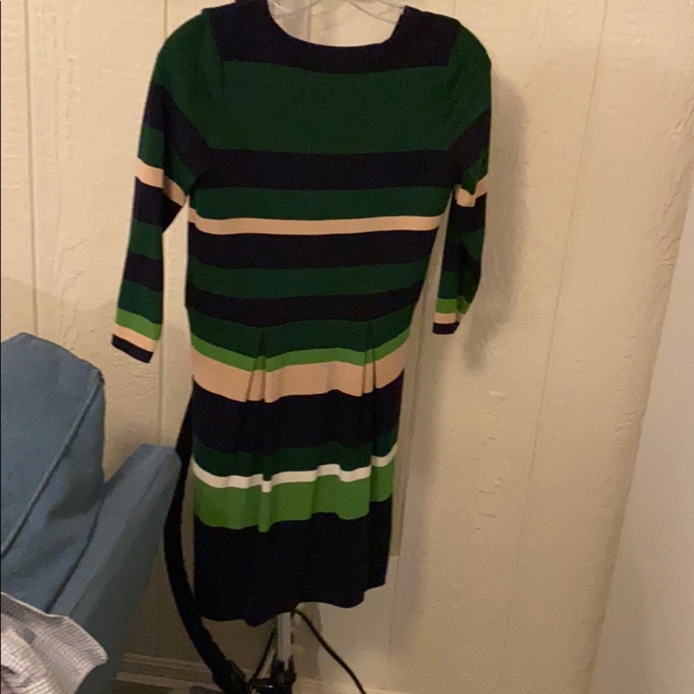 Dress - Picture 3 of 4